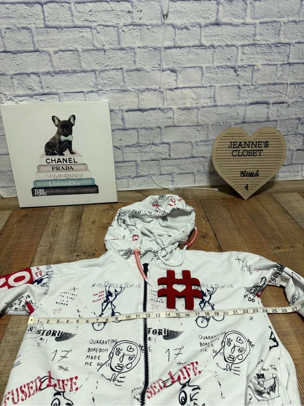 Via Delle Rose Graffiti-Style Artwork Vdr Beyaz Hooded Jacket — image 8 of 8